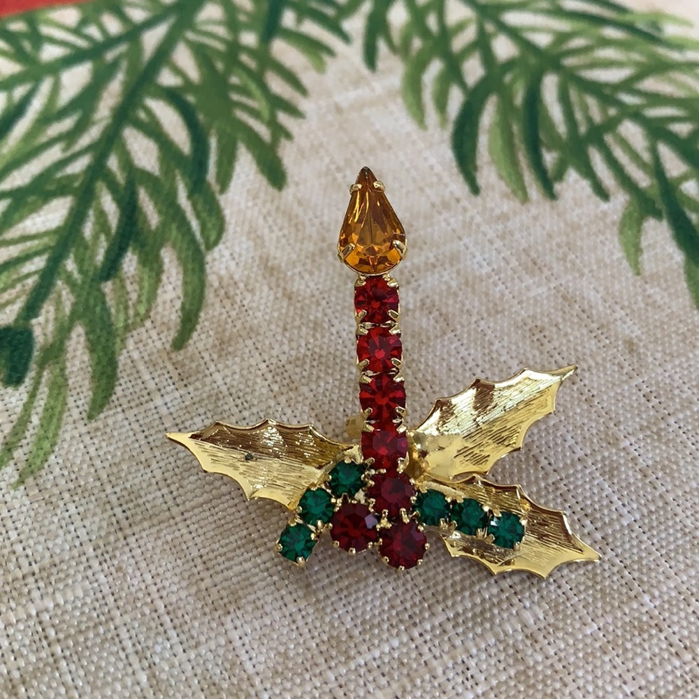 Vintage Christmas Candle Brooch Pin Holly Leaves Berries Gold Tone Rhinestones